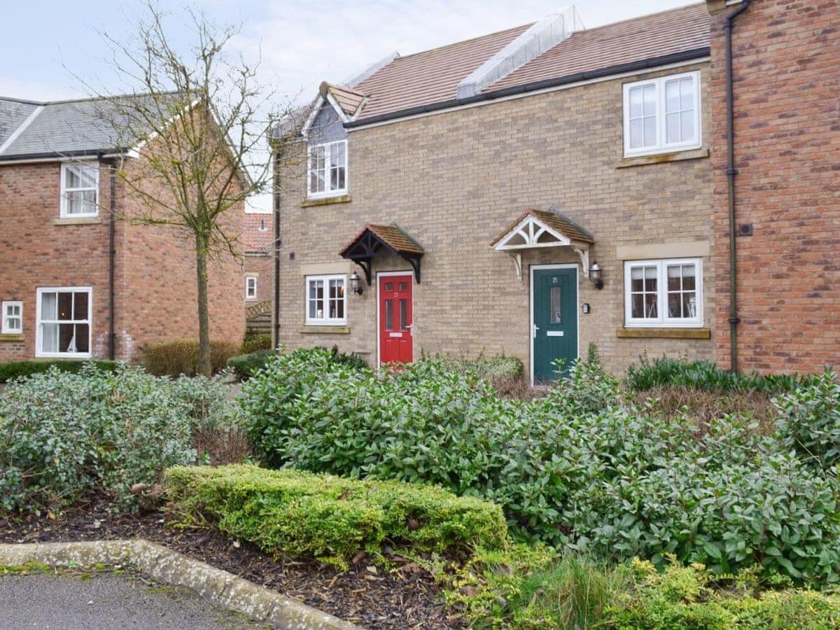 The Bay - Pebble Cottage Reighton Exterior photo